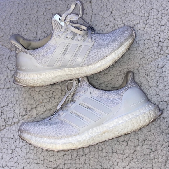 Adidas white ultraboost size 7.5 - Picture 2 of 8